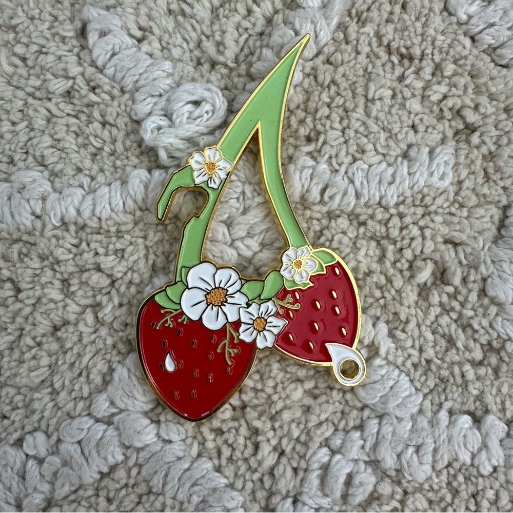 Malterzer Safety Women Self-Defense Strawberry Key Chain Accessories Set